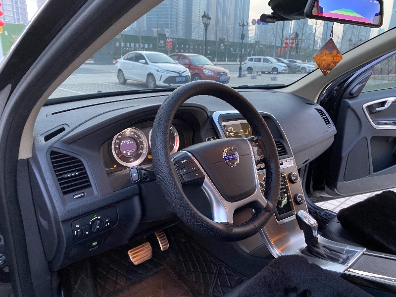 大連13年沃爾沃XC605