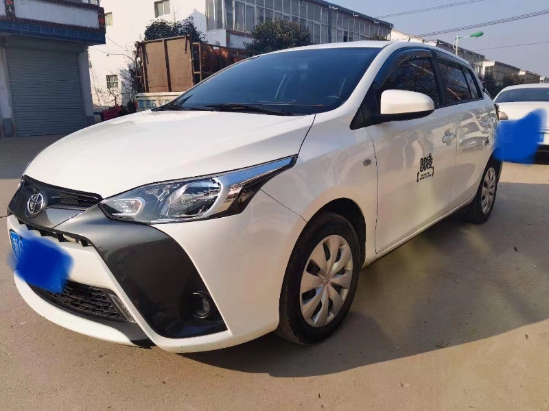 紹興19年豐田YARiS L 致炫4