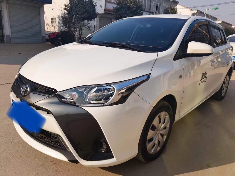 紹興19年豐田YARiS L 致炫5
