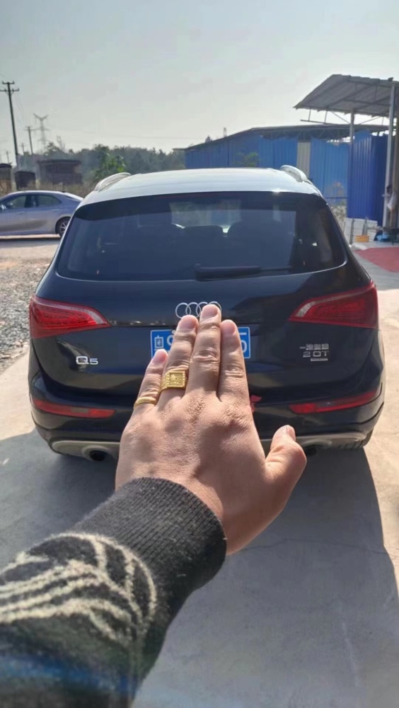 衡陽11年奧迪Q55