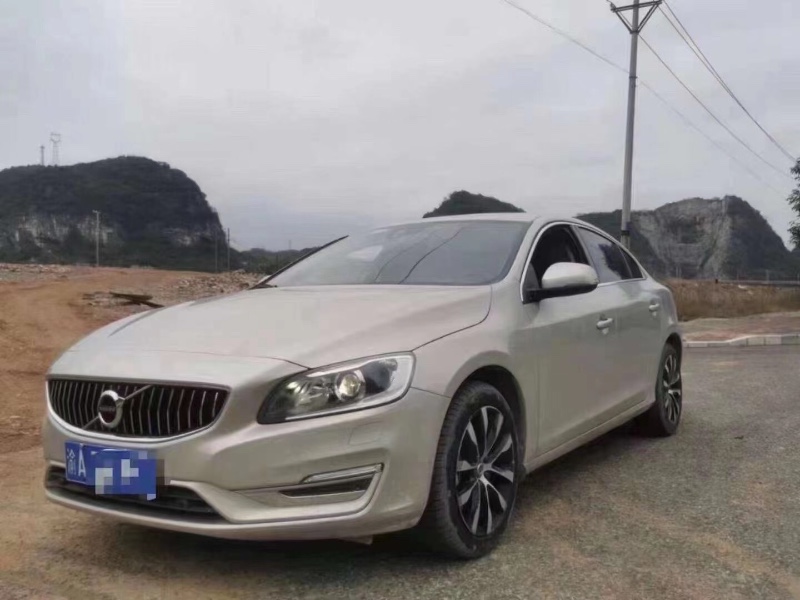 遵義19年沃爾沃S60L3
