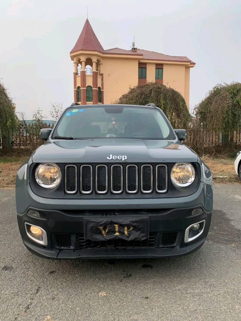 沈陽17年Jeep自由俠1