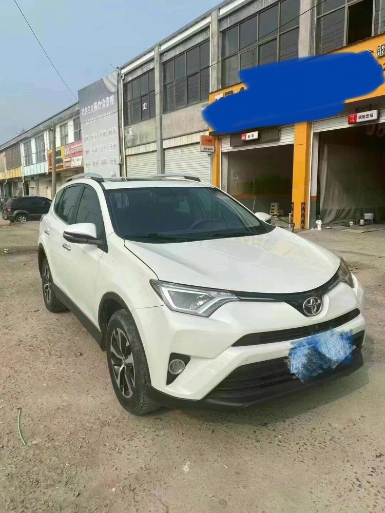 東營17年豐田RAV4榮放3