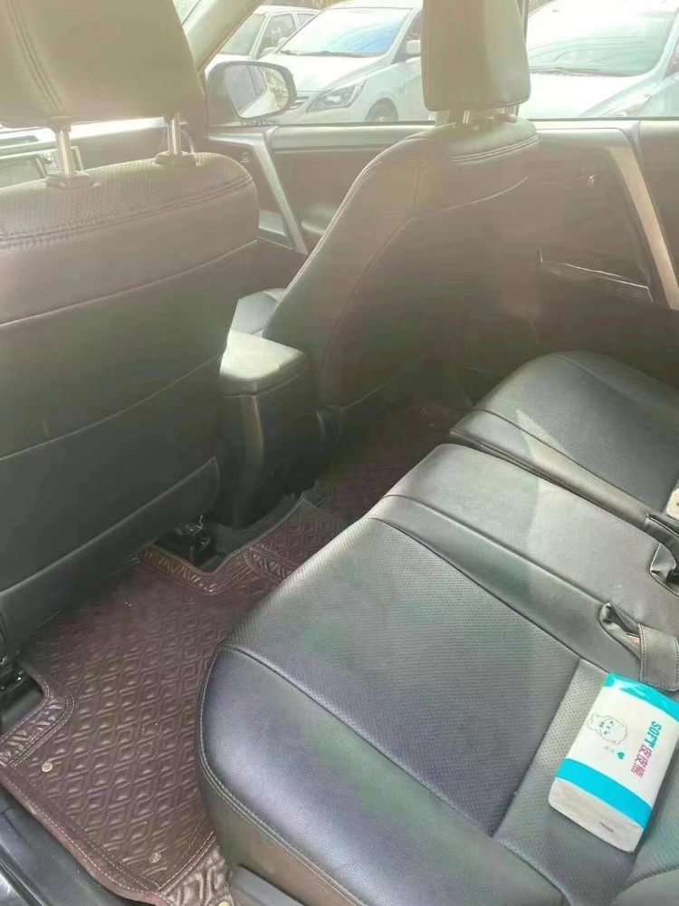東營17年豐田RAV4榮放6