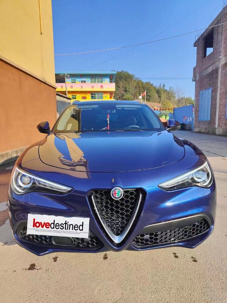 宜春18年阿爾法·羅密歐Stelvio1