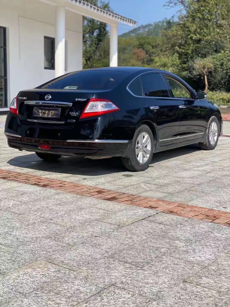 三明11年日產天籟9