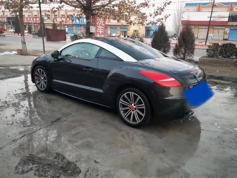南寧13年標致RCZ6