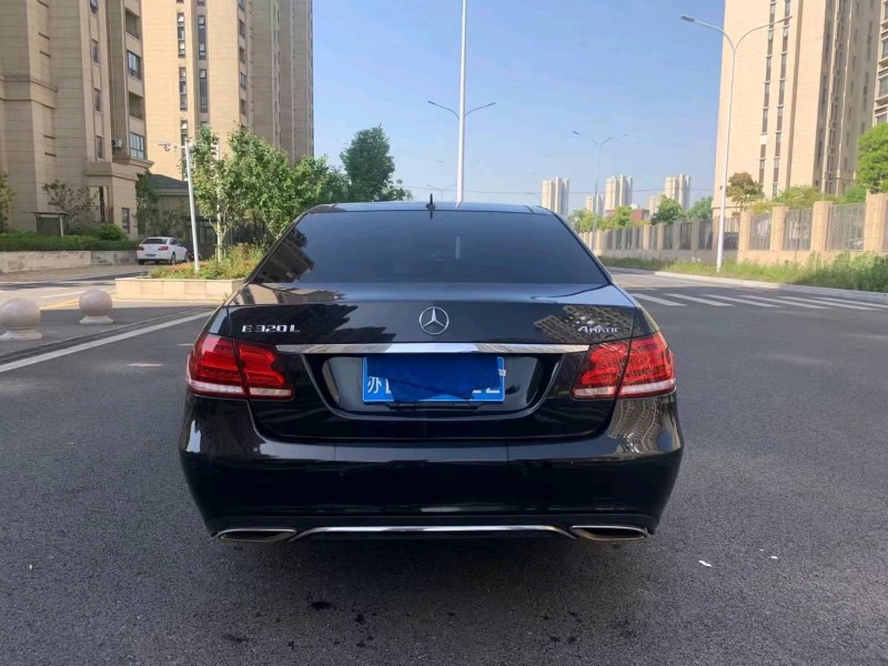 蘇州15年奔馳E8
