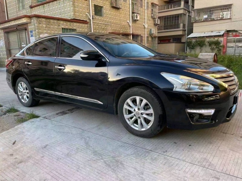 中山14年日產天籟3