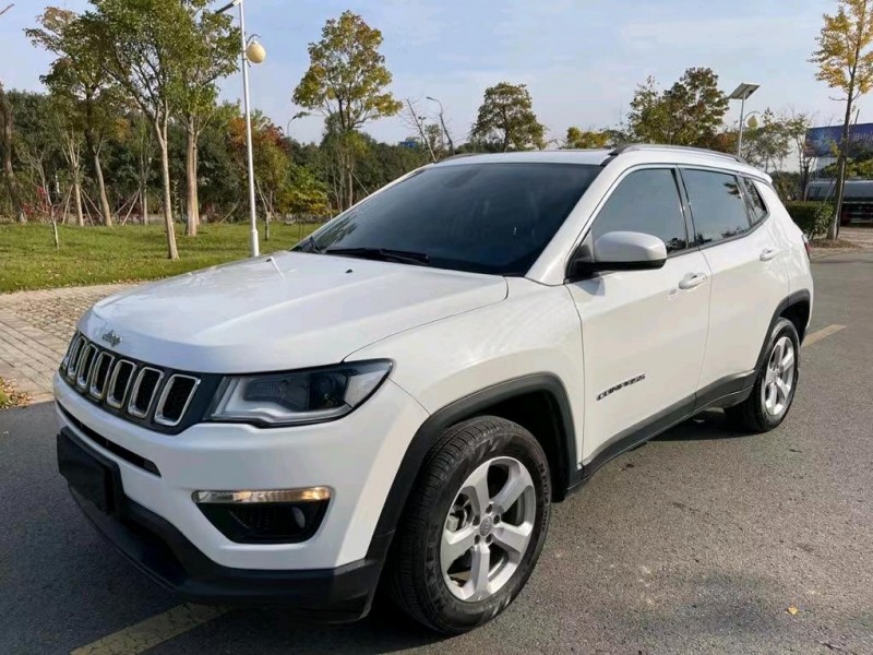 鹽城20年Jeep指南者3