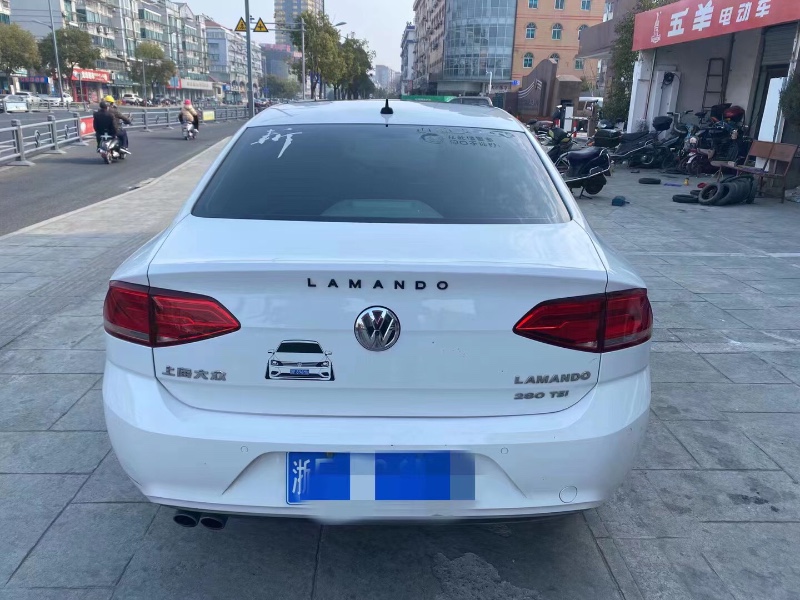 南通15年大眾凌渡5