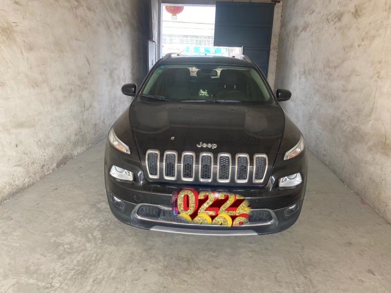 北京17年Jeep自由光1