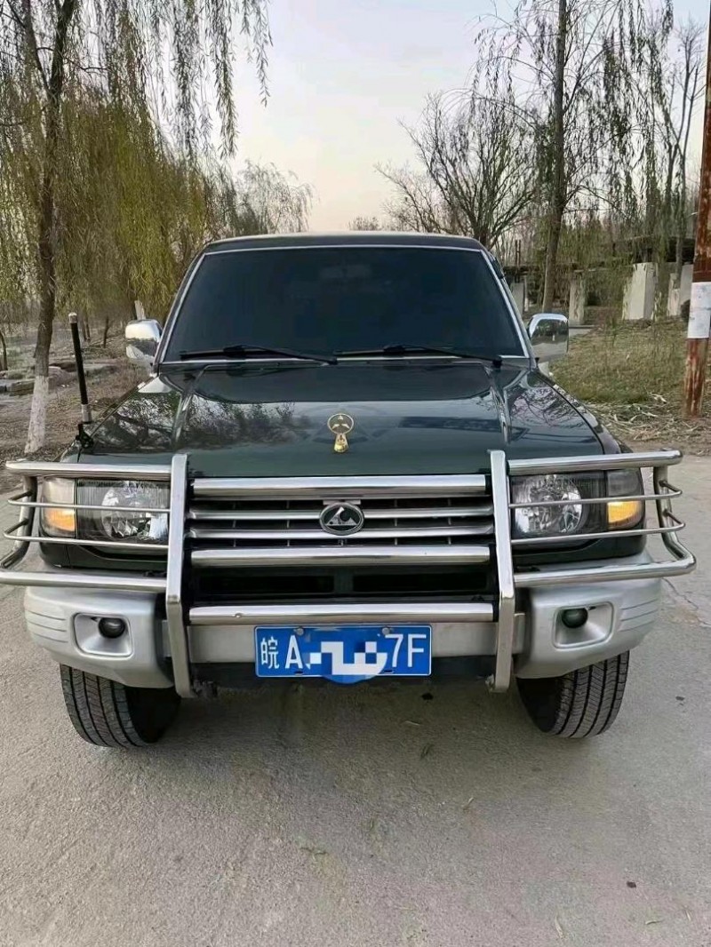 濟南16年獵豹汽車黑金剛1