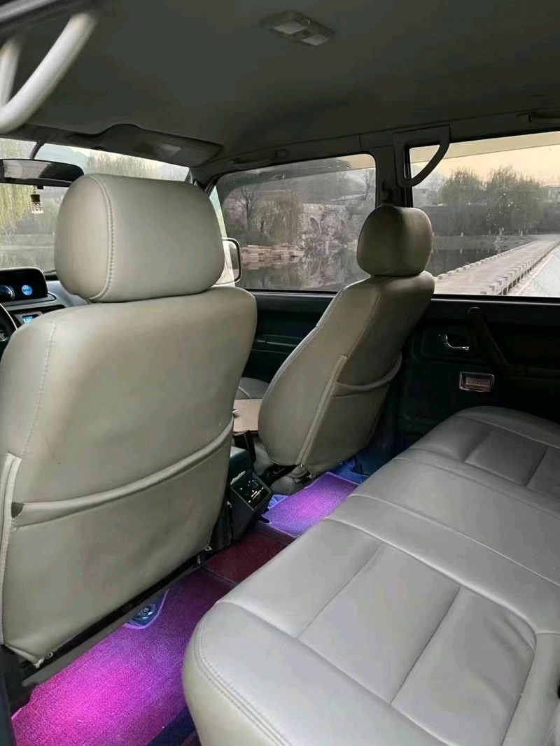 濟南16年獵豹汽車黑金剛7