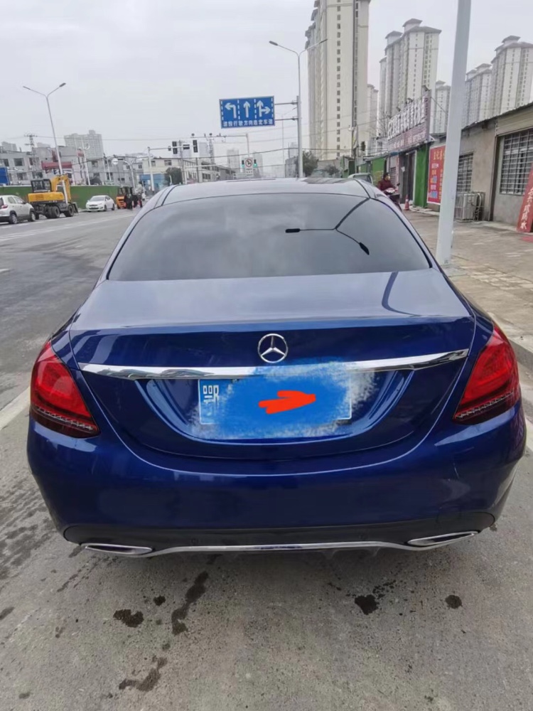 恩施21年奔馳C6