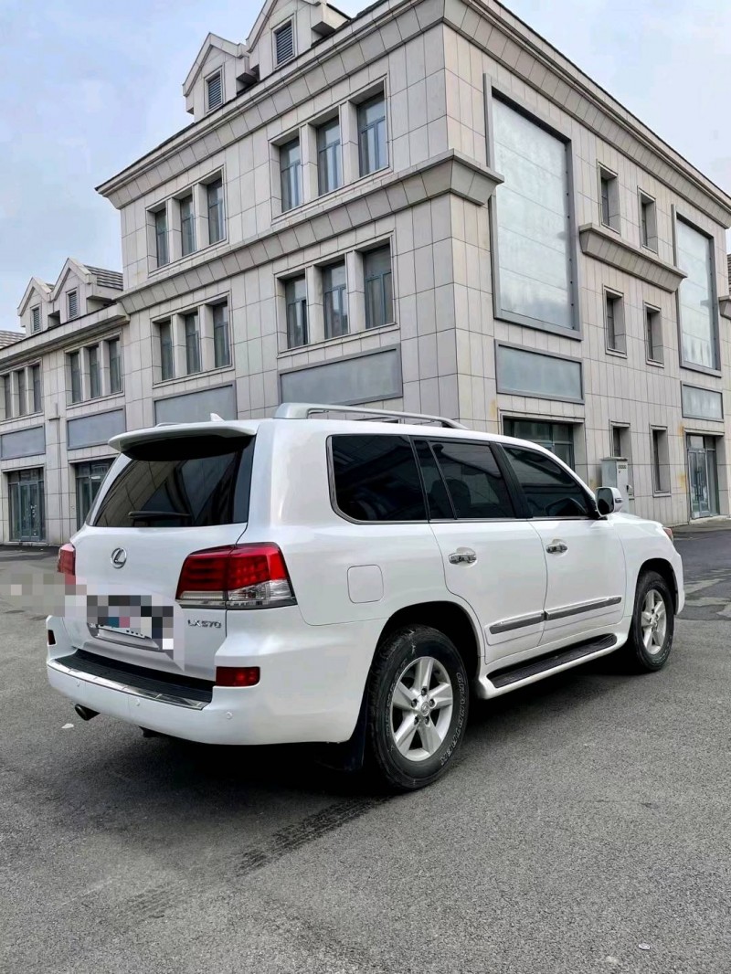 沈陽14年雷克薩斯LX4