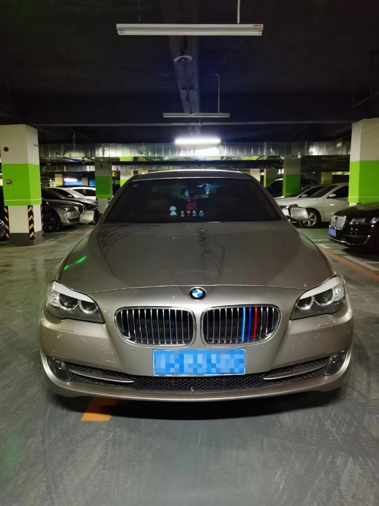 成都13年寶馬5系9
