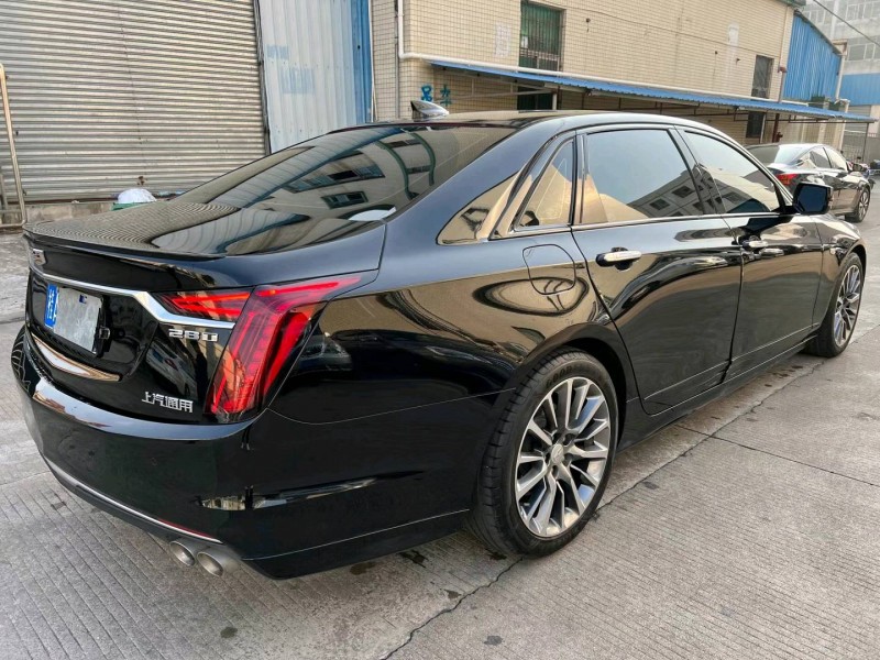 中山20年凱迪拉克CT66