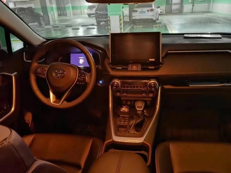 北京21年豐田RAV4榮放3