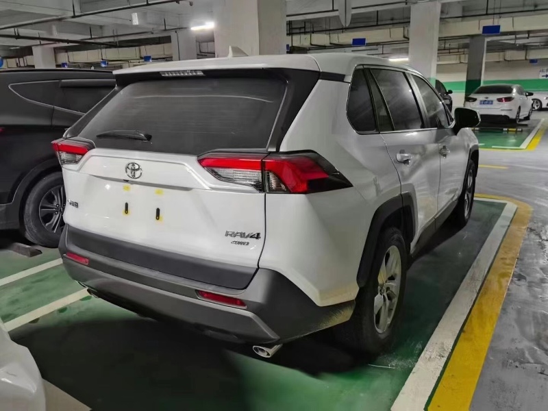 北京21年豐田RAV4榮放4