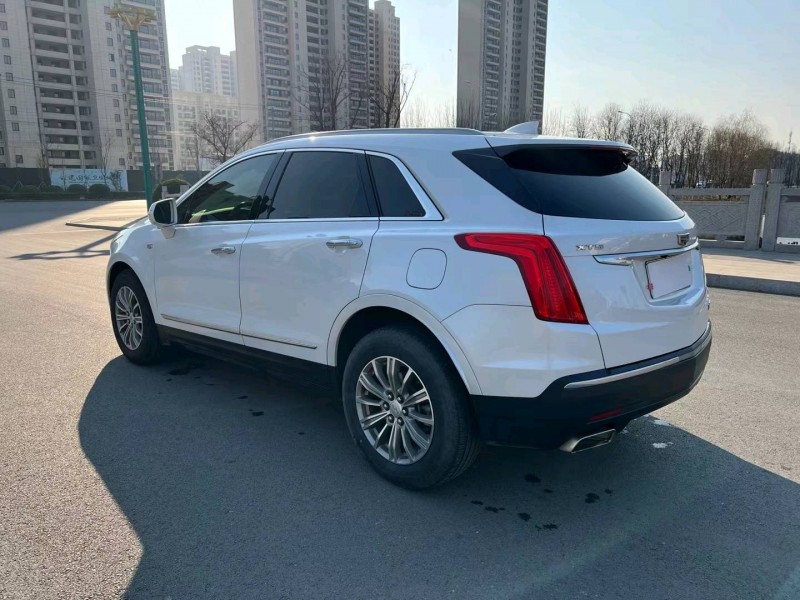 徐州17年凱迪拉克XT54