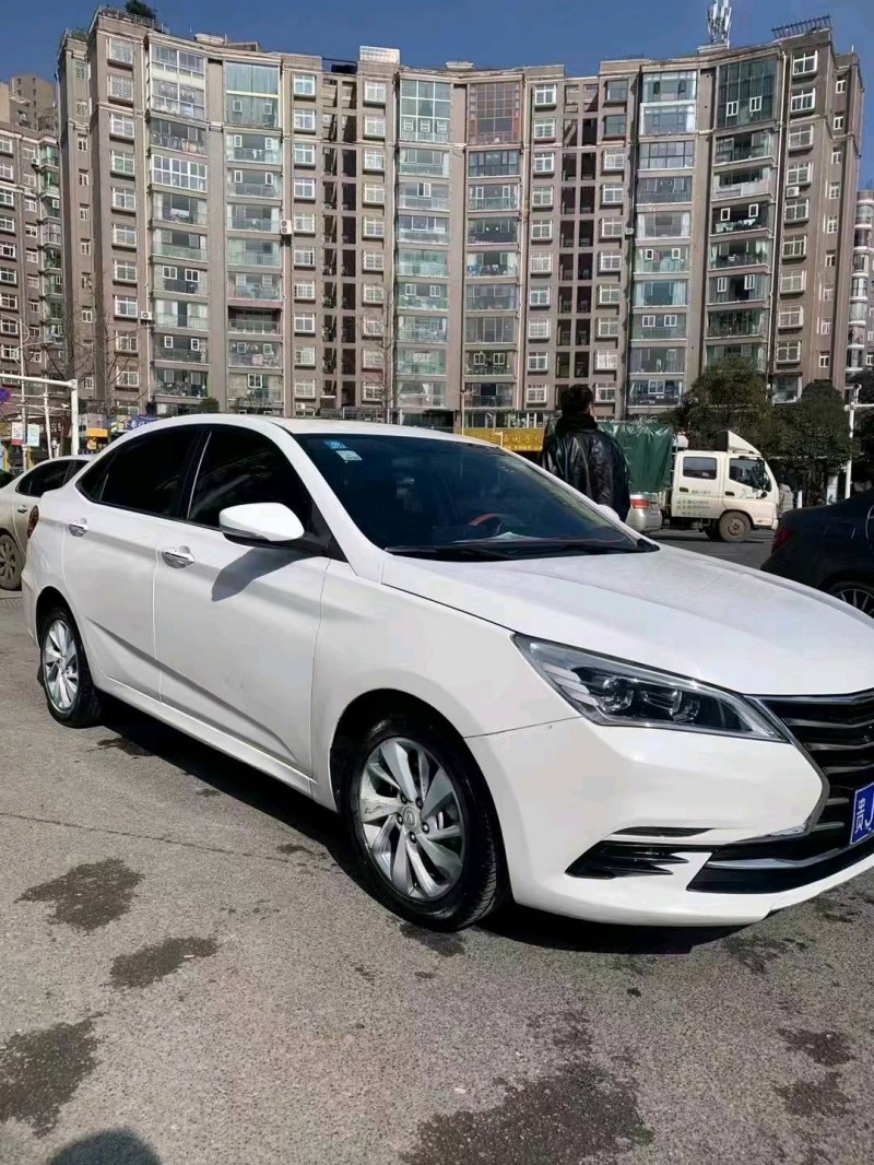 貴陽18年長安汽車逸動4