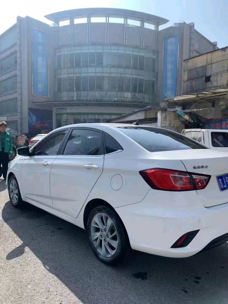 貴陽18年長安汽車逸動7
