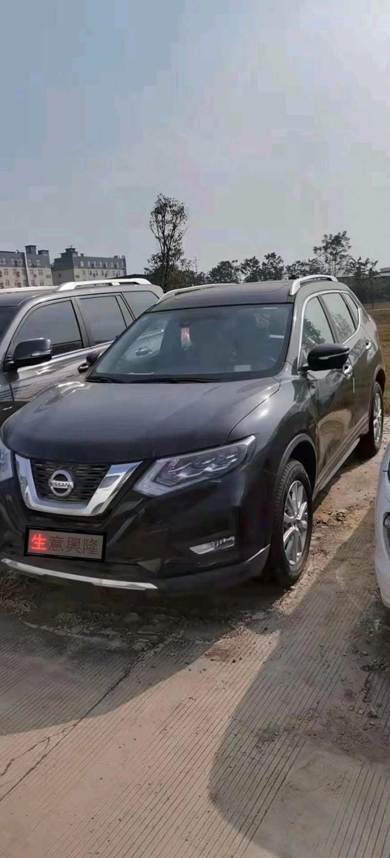 柳州21年日產奇駿1