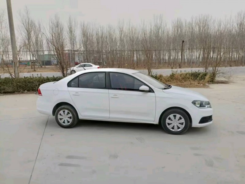 邢台17年大众桑塔纳3