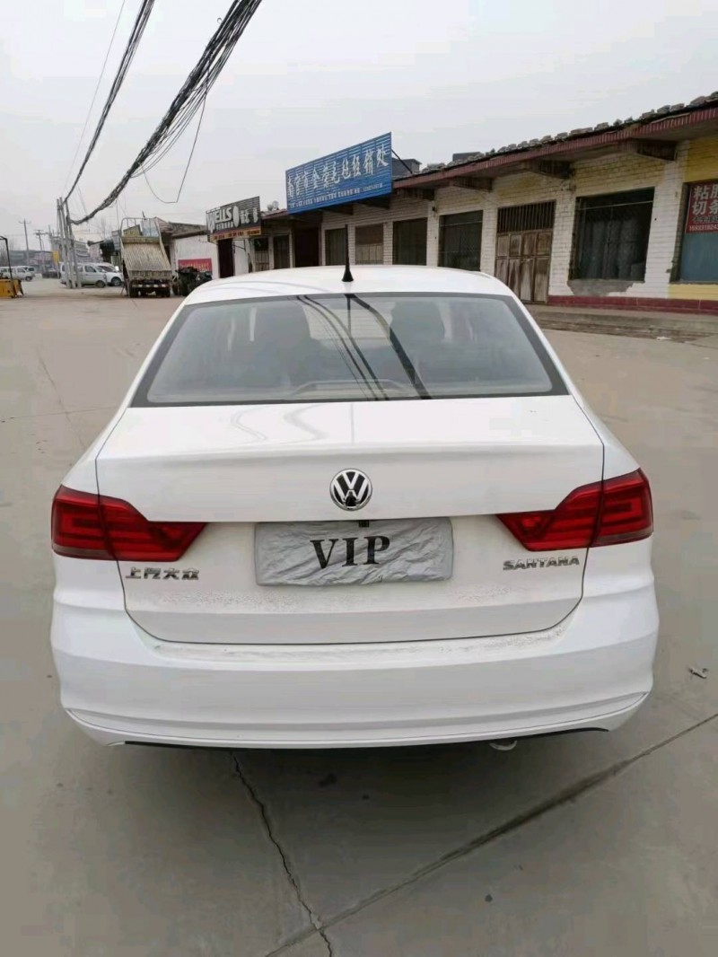 邢台17年大众桑塔纳9