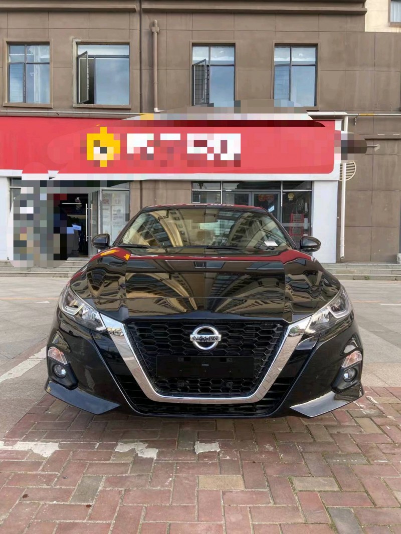 北京21年日產天籟5
