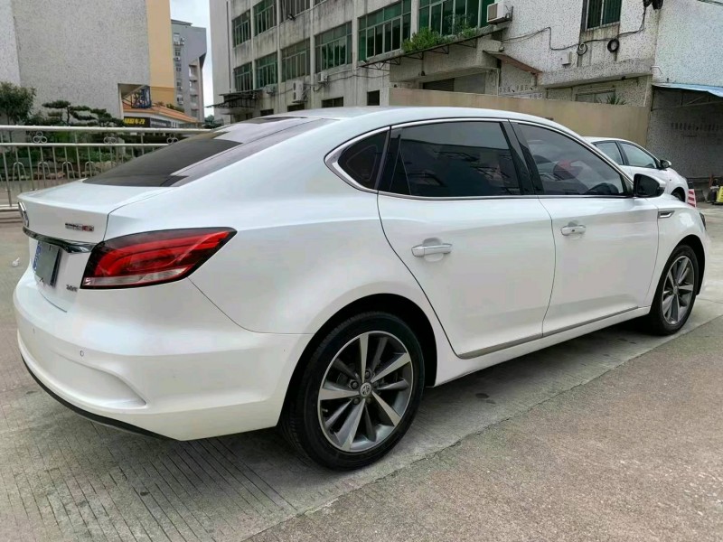 中山20年名爵65