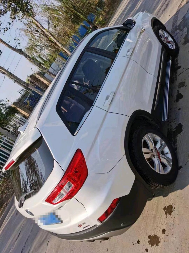 臨沂16年長安汽車CS758
