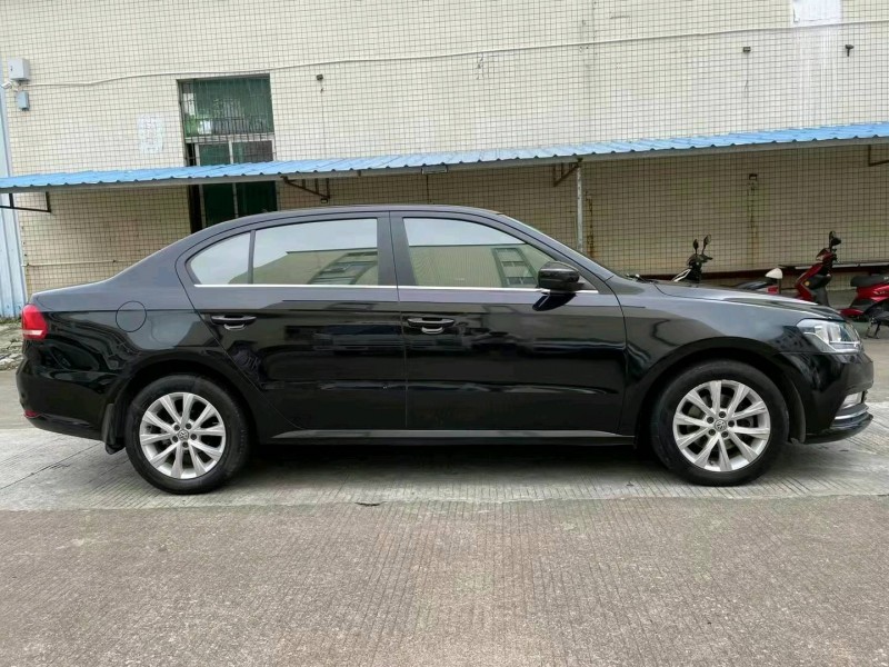 中山16年大众朗逸2