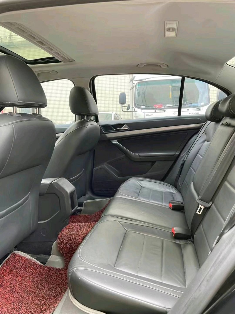 中山16年大众朗逸7