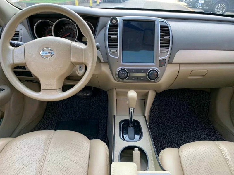 中山18年日產軒逸8