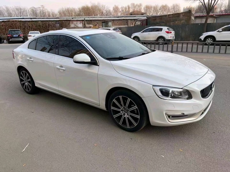 大同18年沃爾沃S60L3