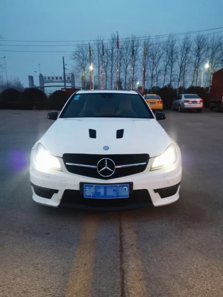 青島15年奔馳AMG C7