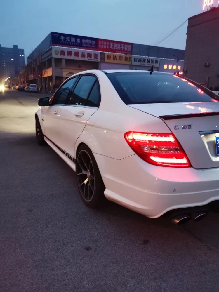 青島15年奔馳AMG C1