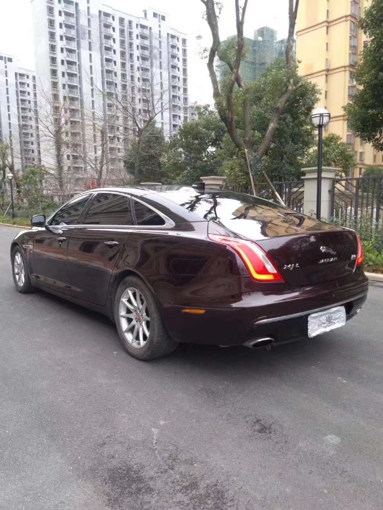 新余18年捷豹XJL8