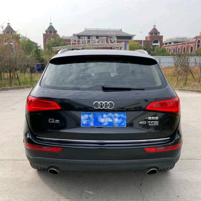 宜昌17年奧迪Q58
