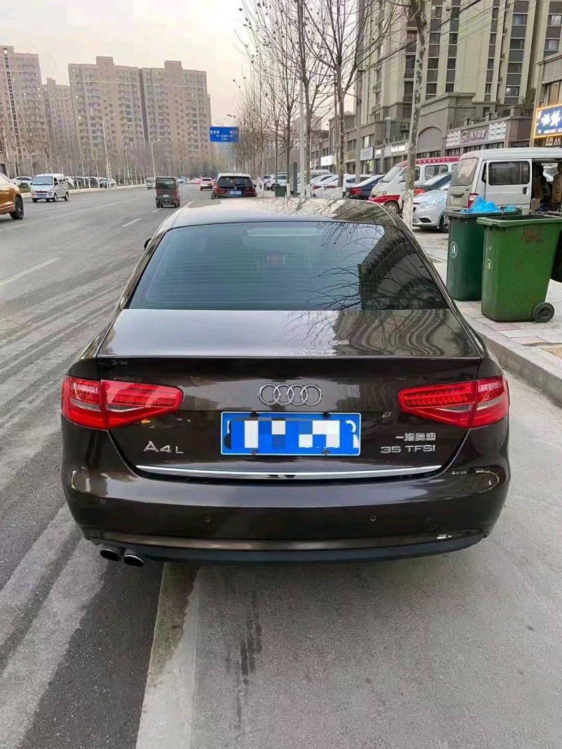 北京16年奧迪A4L9