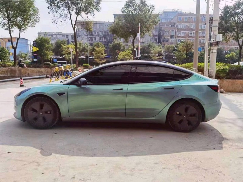 南寧21年特斯拉MODEL 37