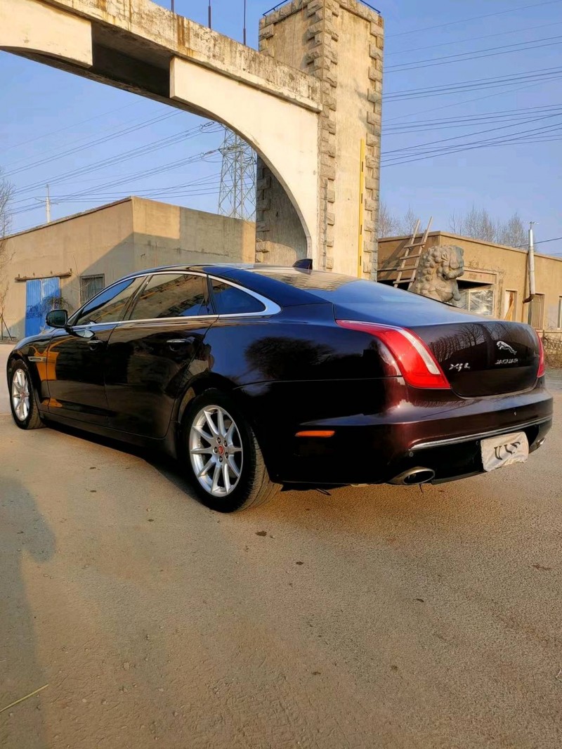 沈陽17年捷豹XJ4