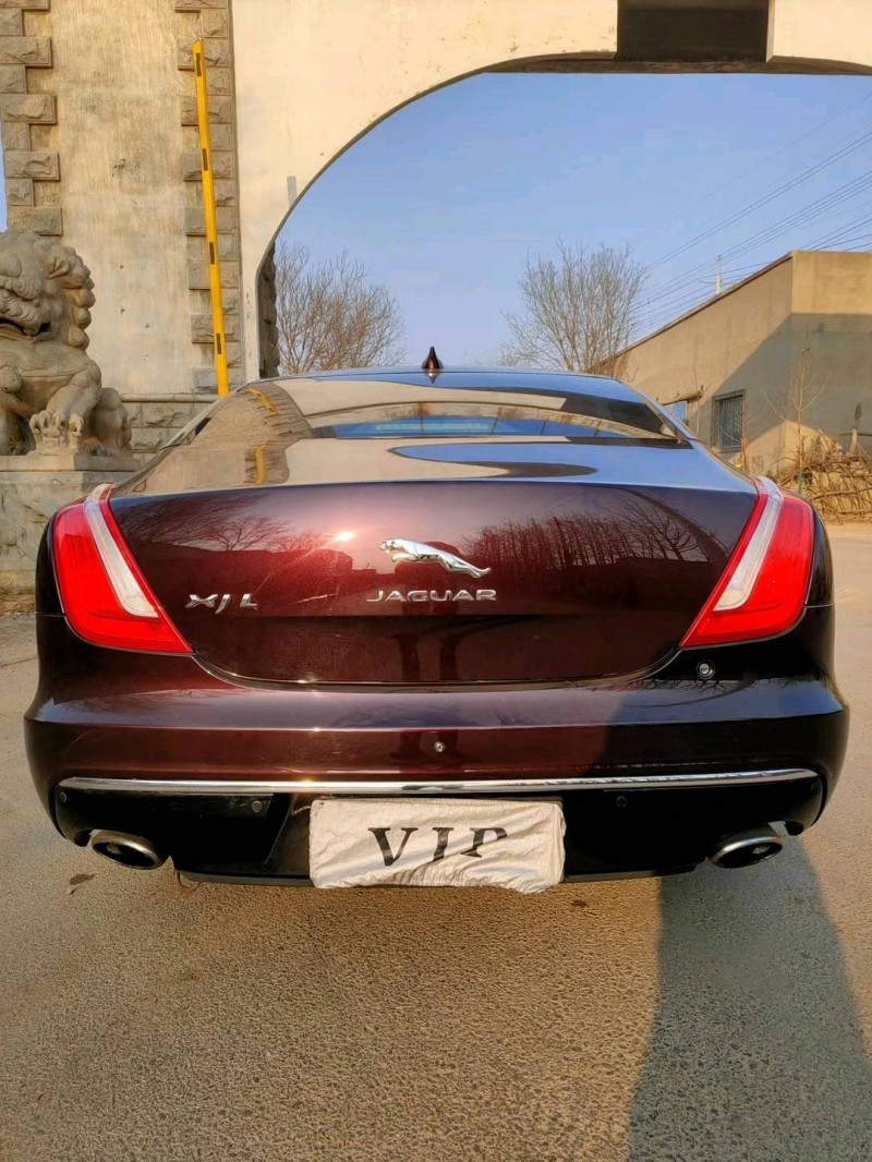 沈陽17年捷豹XJ8