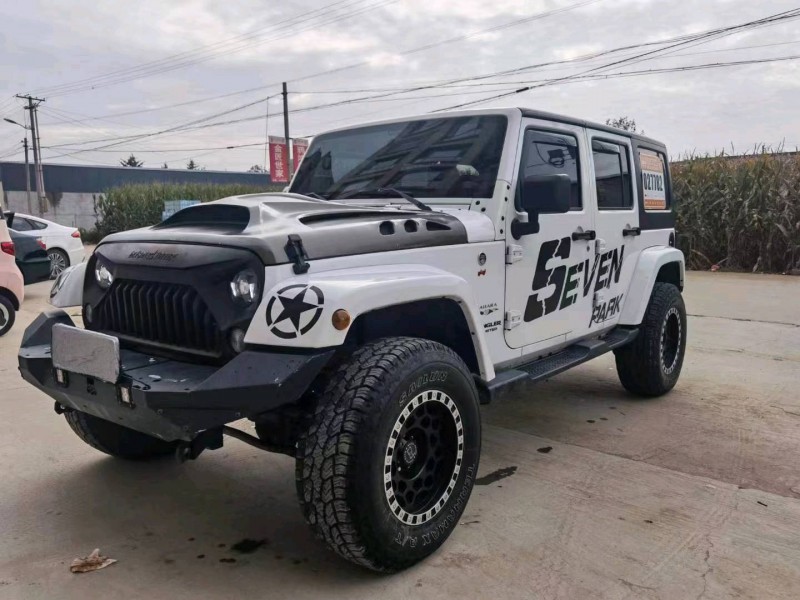唐山17年Jeep牧馬人3