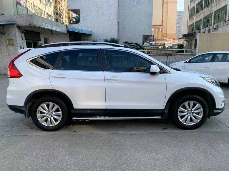 中山17年本田CR-V8