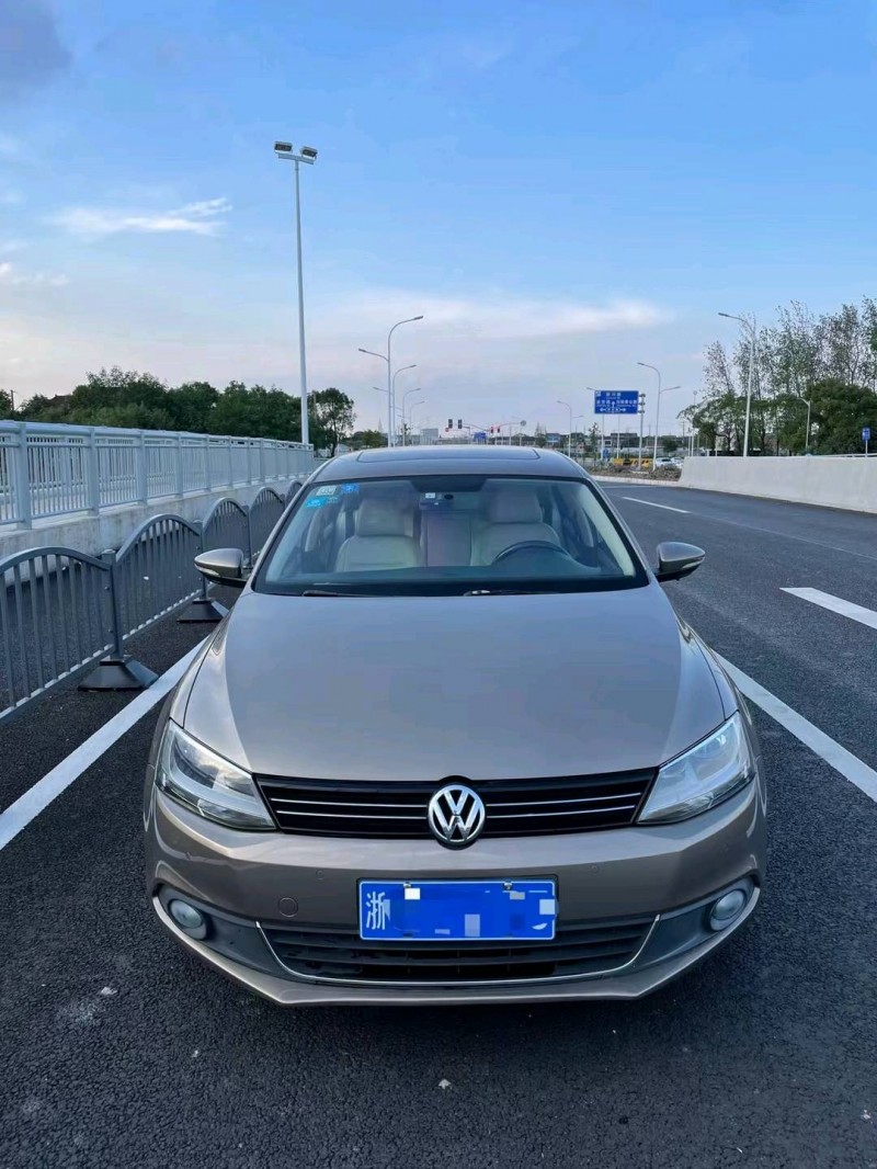 上海13年大眾速騰7