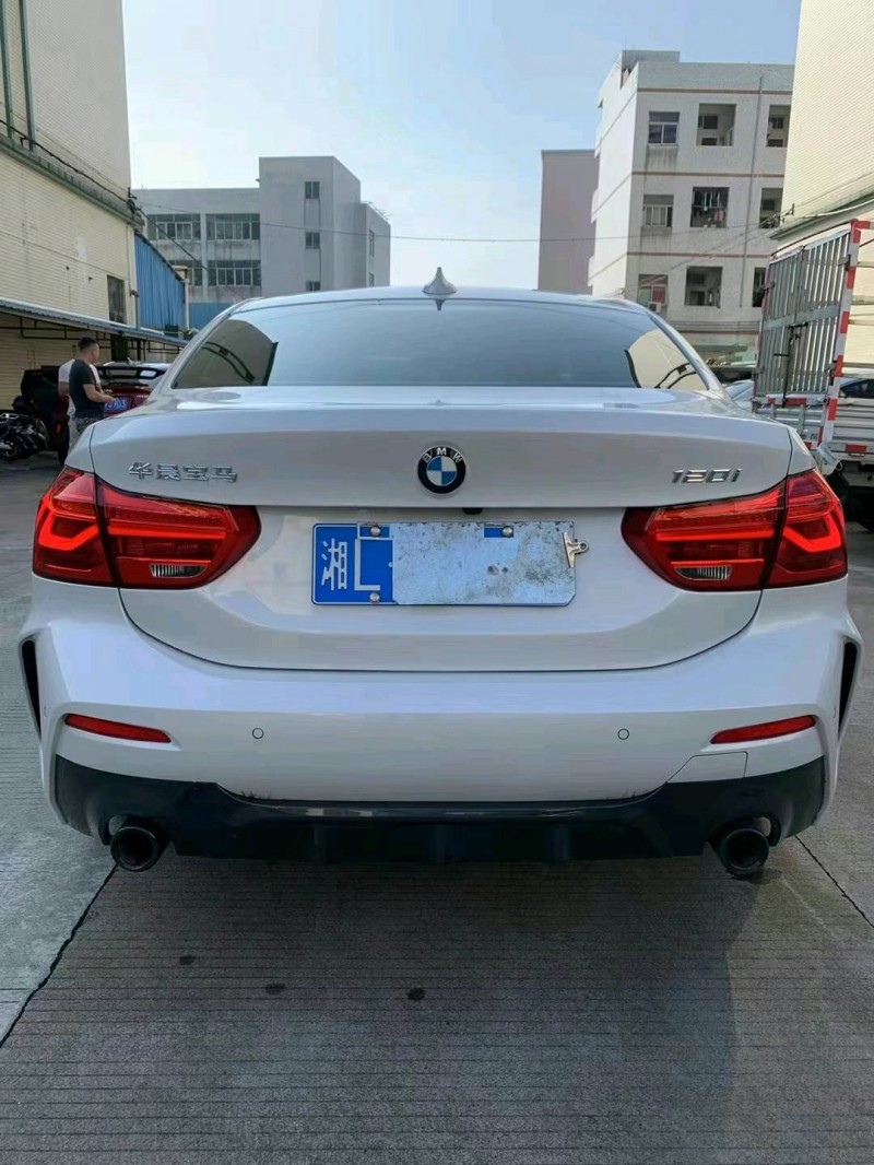 中山21年寶馬1系4