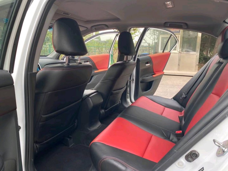 徐州16年本田雅阁5